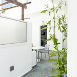 Pelican Hotell