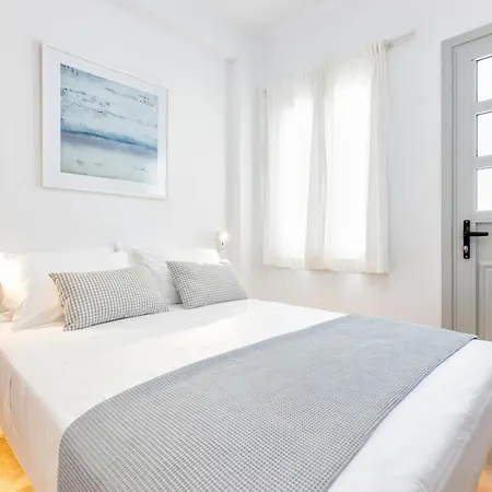 Pelican Hotell