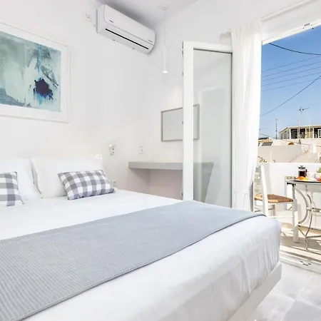 Pelican Hotel 2*