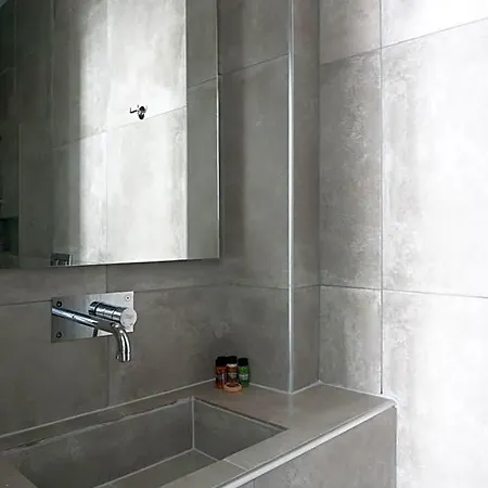 Pelican Hotell
