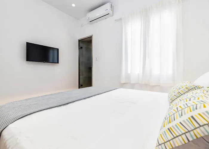 Pelican Ξενοδοχείο